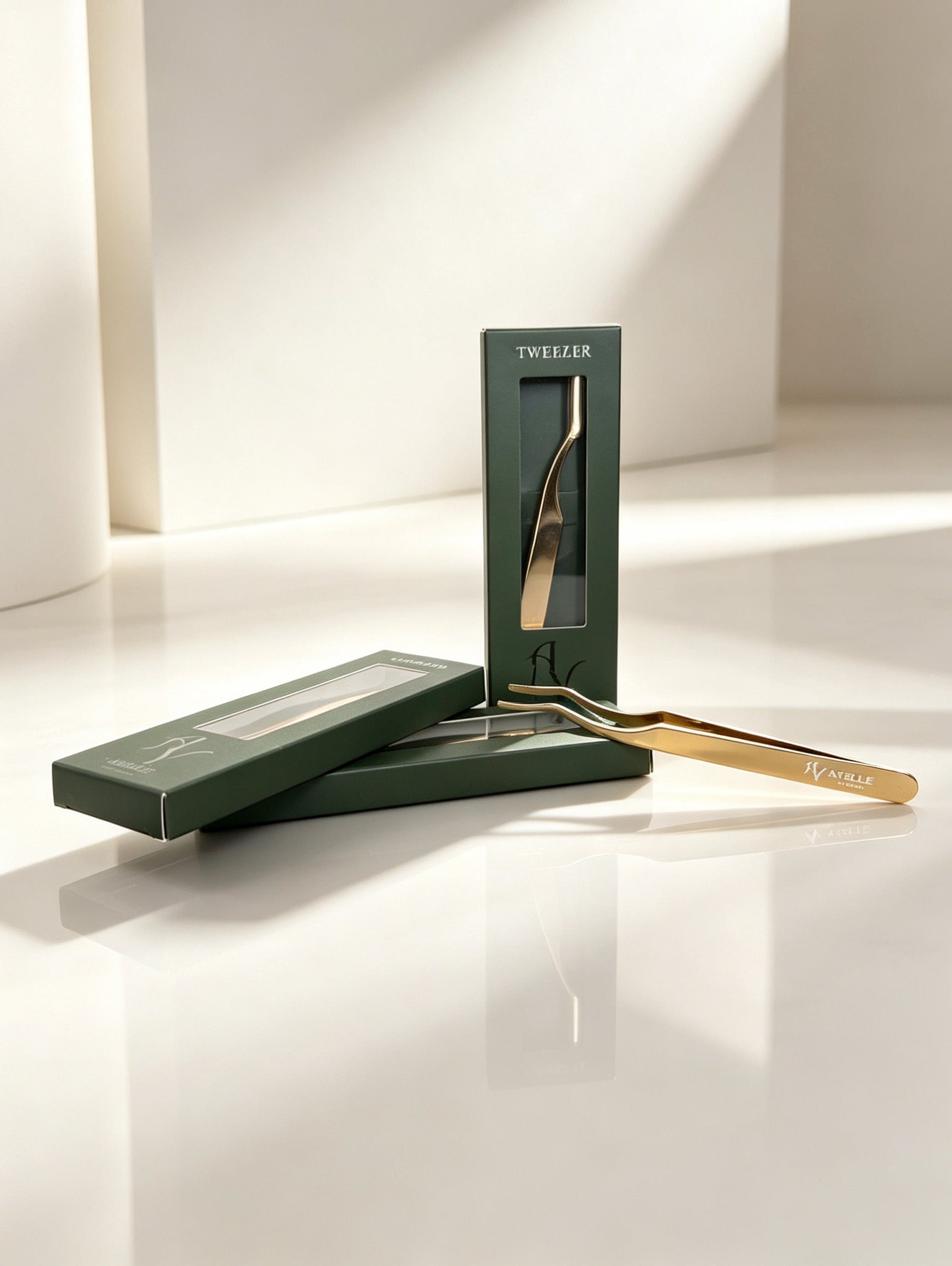 Ayelle Lashes Tweezer